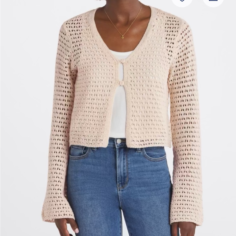 Chic Crochet Cardigan in Cream